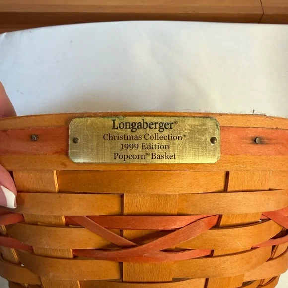 Longaberger Hand-Woven Basket with PLASTIC insert and Floral Liner 1999 - Picture 9 of 14